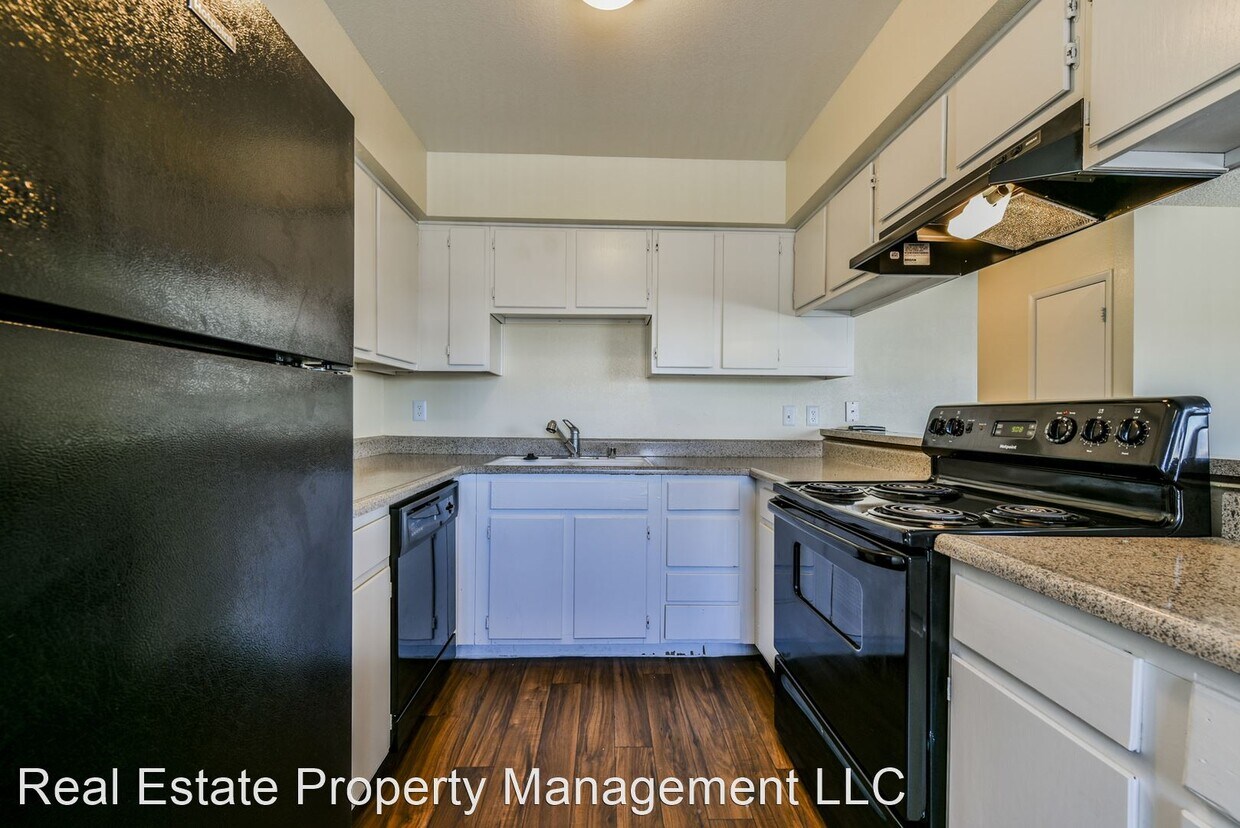 Primary Photo - 2 br, 1 bath House - 4930 E OWENS UNIT A