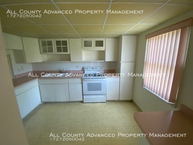 Building Photo - 6800 20th Ave N