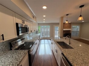 Building Photo - 14293 Misty Meadow Ln