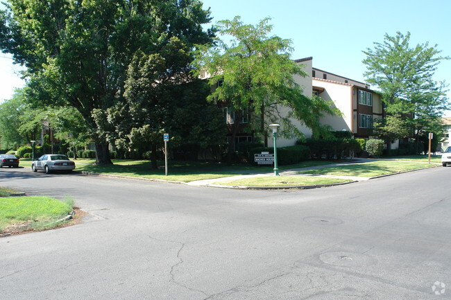 Building Photo - Naches House Apartments