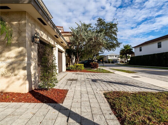 Foto del edificio - 7010 NW 106th Ave