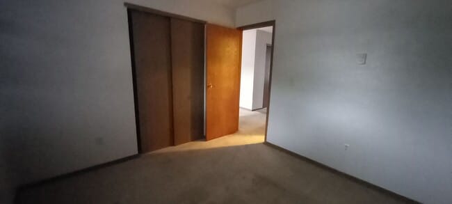 Foto del edificio - 211 N Madison Rd
