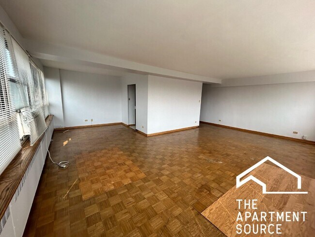 Foto del edificio - 4180 N Marine Dr