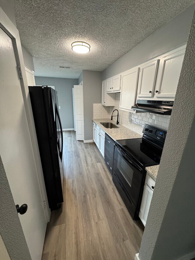 Cocina - 1723 W Washington St