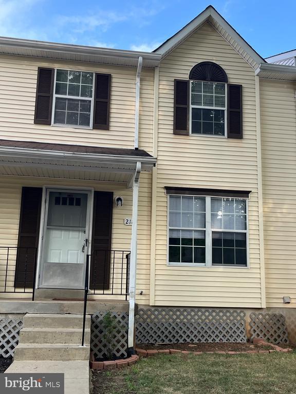 Foto del edificio - 218 Meadows Ln NE