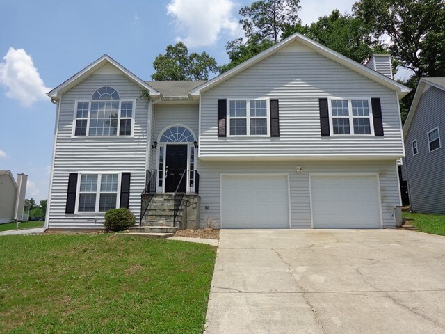 Primary Photo - 5967 Graywood Cir SE