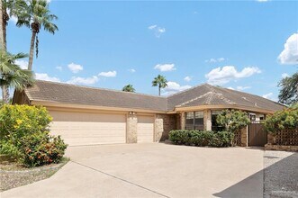 Building Photo - 812 Rio Grande Dr