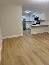 Building Photo - 5414 NE 22nd Terrace