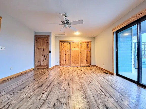 Foto principal - 6425 NE 182nd St