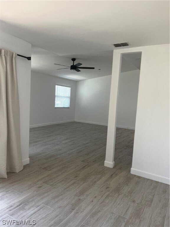 Foto del edificio - 6320 Royal Woods Dr