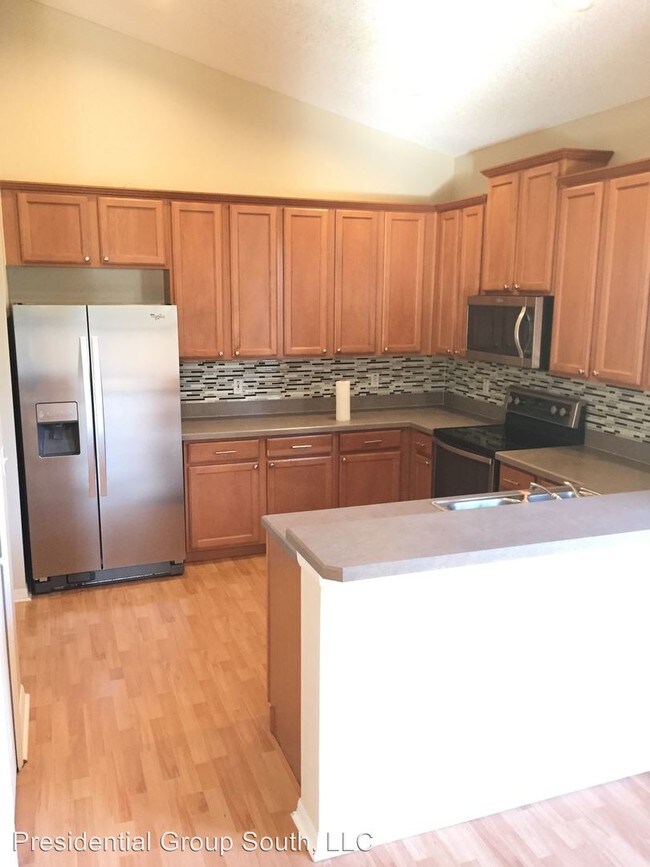 Building Photo - 202 Brassington Dr
