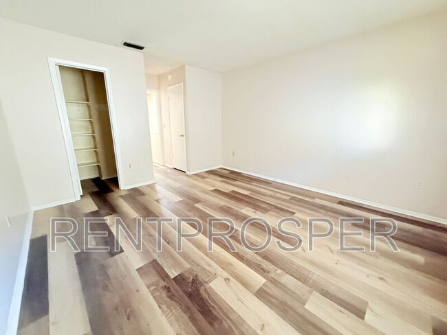 Building Photo - 4113 S Semoran Blvd