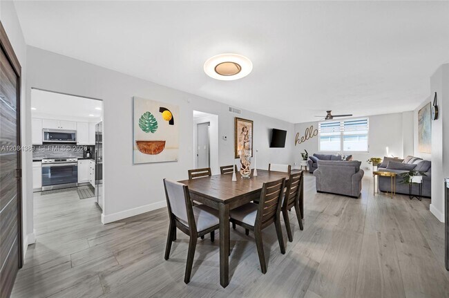 Foto del edificio - 4250 Galt Ocean Dr