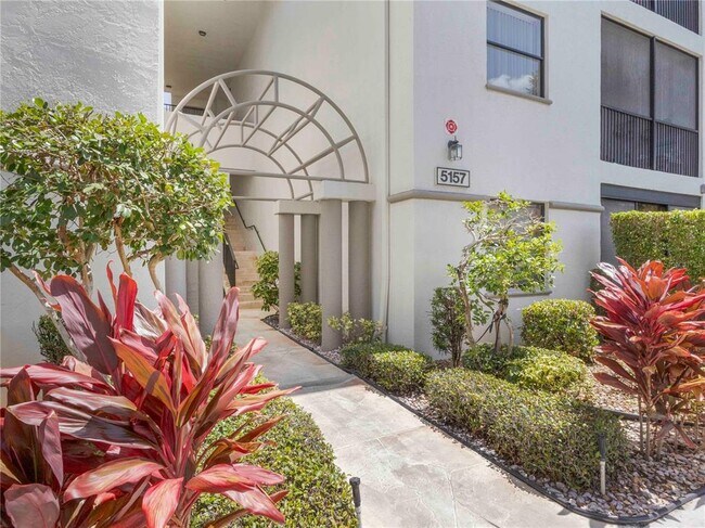 Building Photo - 5157 Floria Way