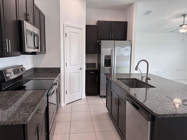 Building Photo - 5487 Blue Azure Dr