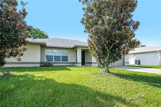 Building Photo - 725 Maderia Ct