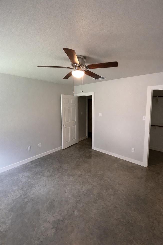 Building Photo - 1418 Shoshoni Trail