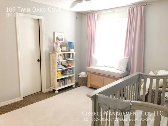 Foto del edificio - 109 Twin Oaks Cove