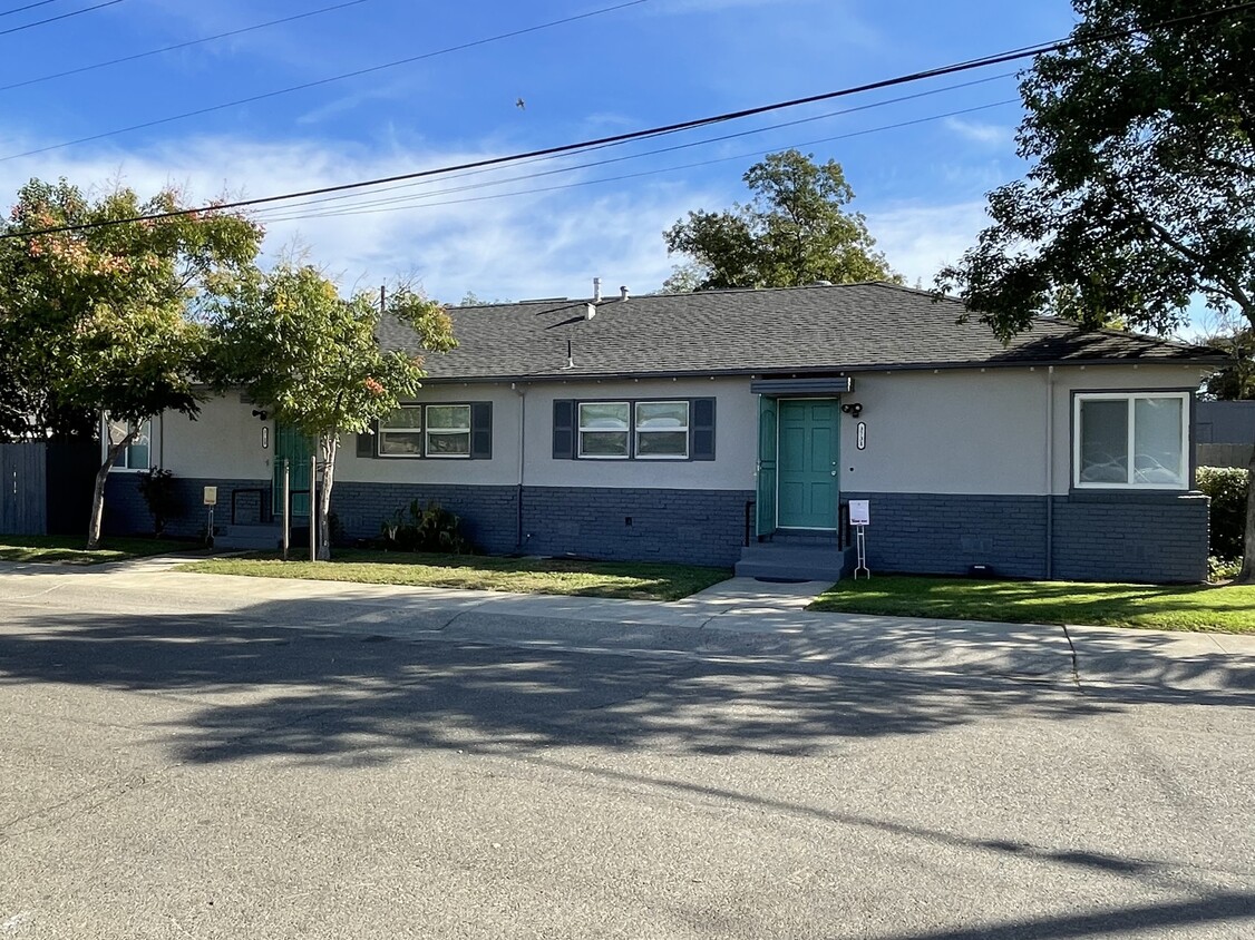 Front of duplex at 3729 46th Street, Sacramento 95820. - 3729 46th St