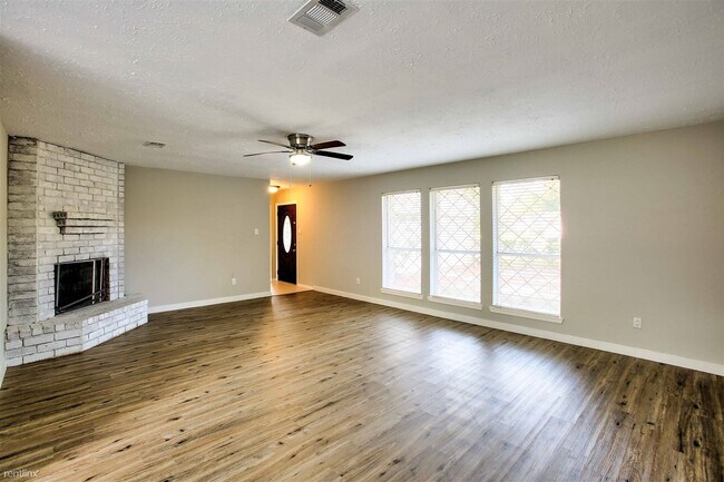 Foto del edificio - 3 br, 2 bath House - 19702 Bolton Bridge Ln