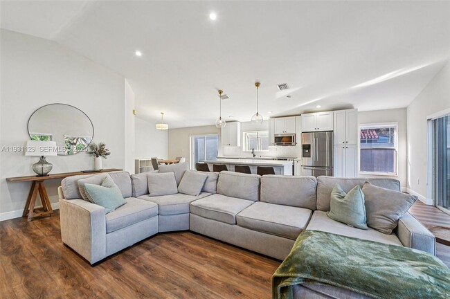 Foto del edificio - 1356 NW 192nd Ave