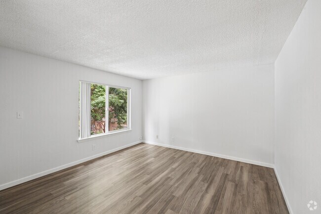 1BR, 1BA - 550 - Living Room - La Loma Terrace