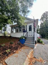 Building Photo - 140 E Oneida St