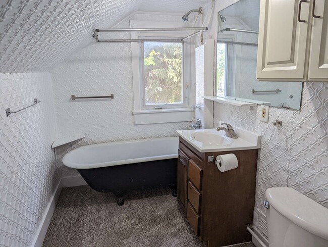 Building Photo - Hopson