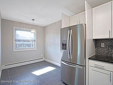 Foto del edificio - 735 Greens Ave