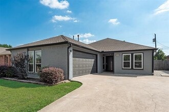 Building Photo - 2308 Ruby Rd