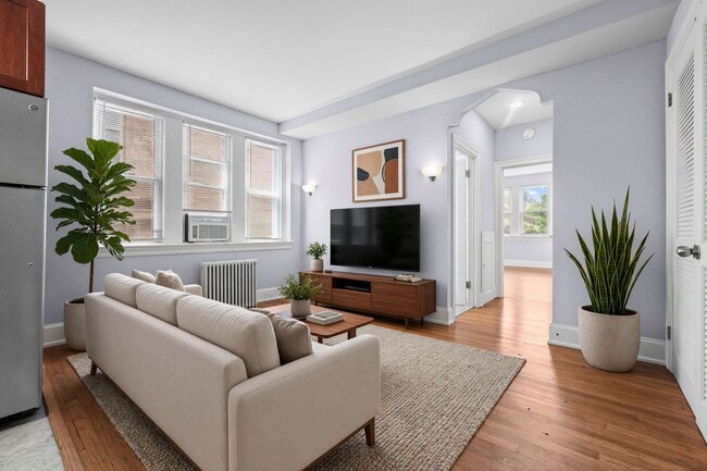 Interior Photo - Metropolitan Narberth Hall
