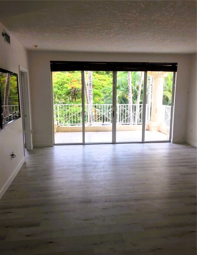 Foto del edificio - 1824 Brickell Ave