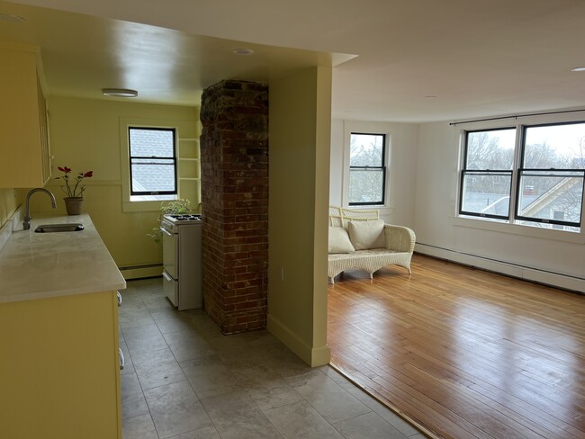 Foto del edificio - 31 Pleasant St