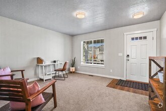 Building Photo - 13671 Pensacola St