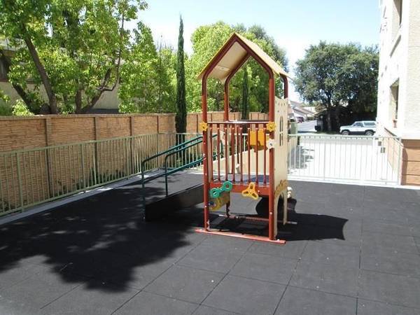 Building Photo - 3128 Loma Verde Dr
