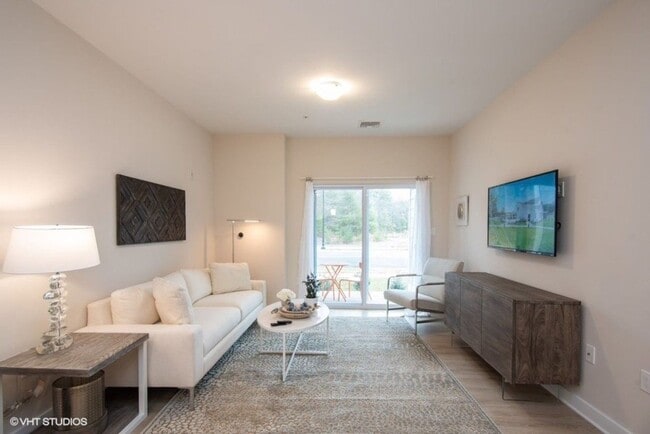 Interior Photo - The Preserve at Great Pond