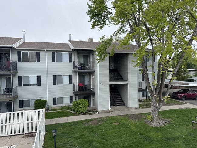 Photo - 3534 S 300 E (South Salt Lake, UT) Apartment
