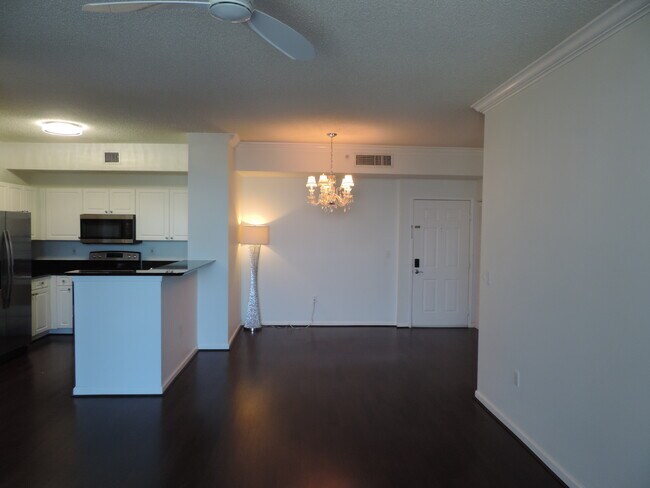 Building Photo - 651 Okeechobee Blvd