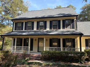 Building Photo - 807 Oak Bridge Ln