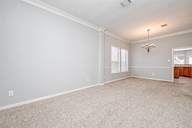 Building Photo - 4907 Mountain Fork