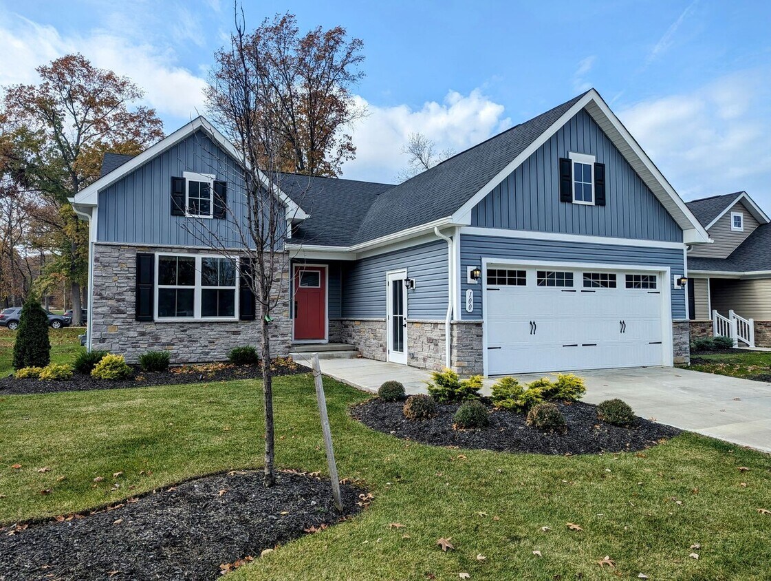 Primary Photo - Brand New 3-Bedroom Model Home in Eagle Ri...