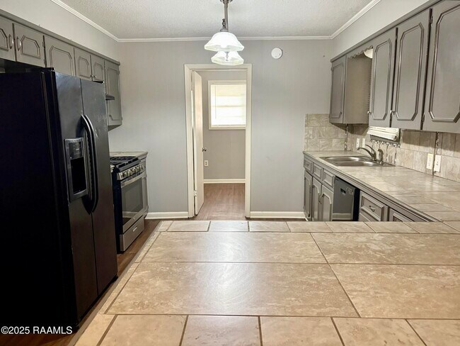 Foto del edificio - 118 Avondale Dr