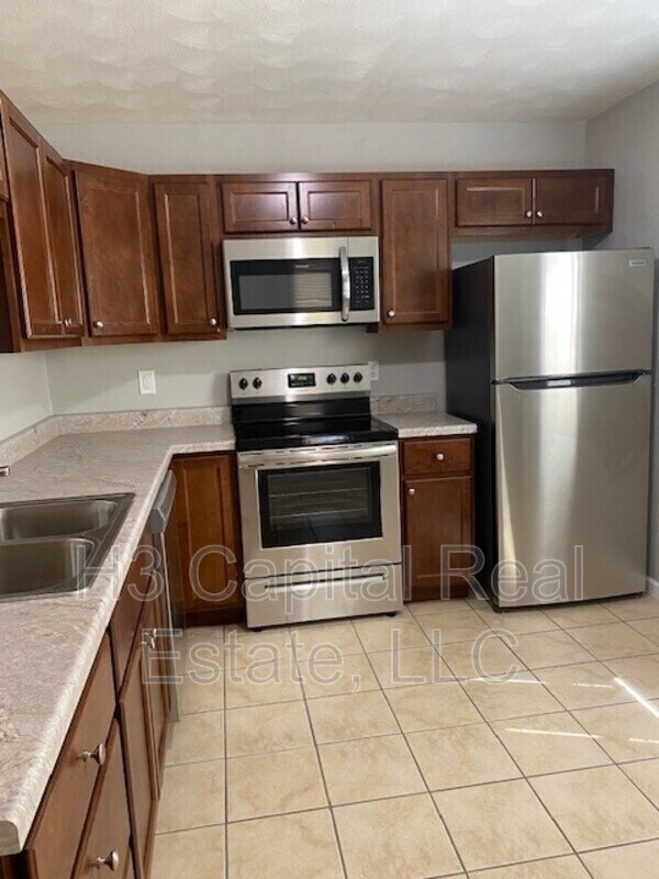 Photo - 110 Sunnyside St Townhome