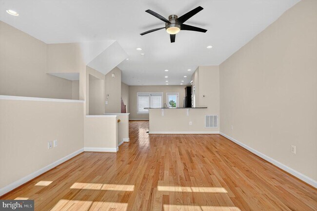 Foto del edificio - 44692 Collingdale Terrace