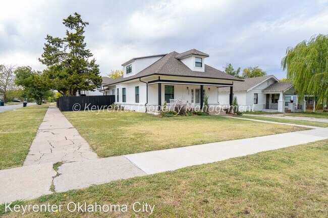 Building Photo - 3 br, 2 bath House - 2101 N McKinley Ave