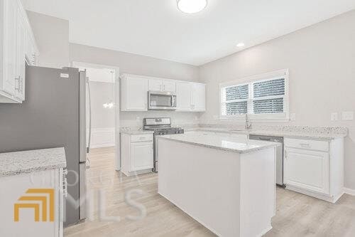 Building Photo - 2718 Spindletop Ln NW