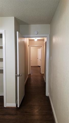 Foto del edificio - 7458 Mohawk Ave