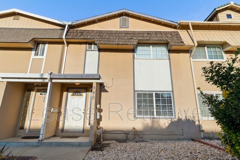 940 Palm Cir, Tracy, CA 95376 Townhome Rentals in Tracy CA