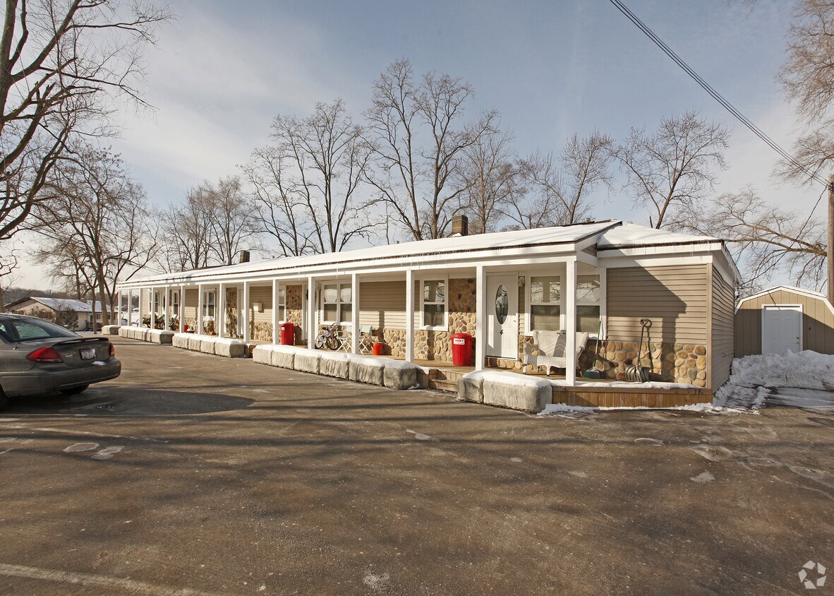 Foto principal - 5155 Girard Dr