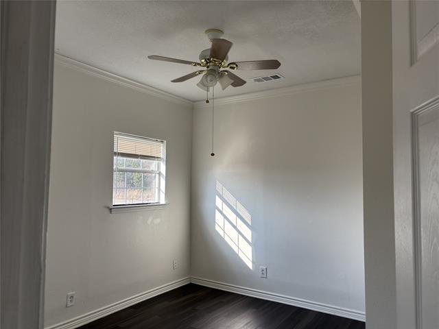 Foto del edificio - 610 SE Front St